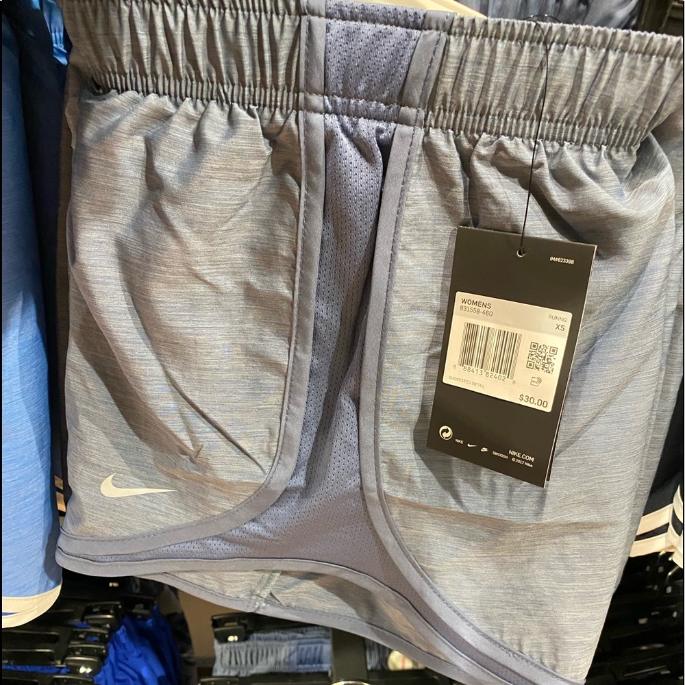 DOES ANYONE SELL ANY OF THESE NIKE??